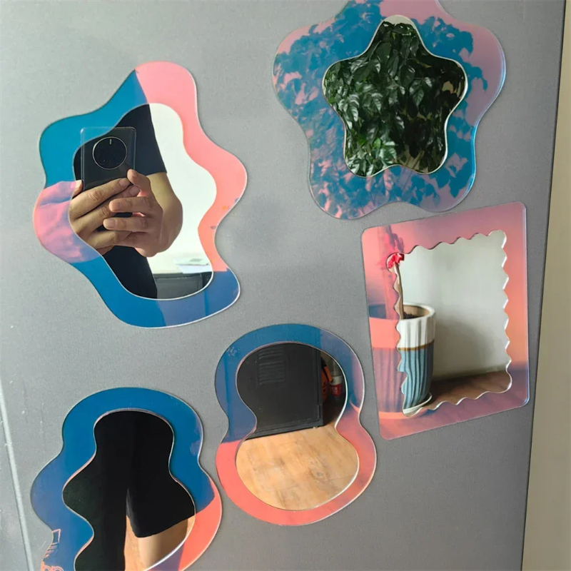 Cermin Pola Geometris Magnetik - Home Essentials Bathroom Cabinet ulasan dan harga
